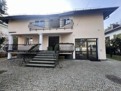 Wyjątkowa Dom Anin gotowa inwestycja z najemcą