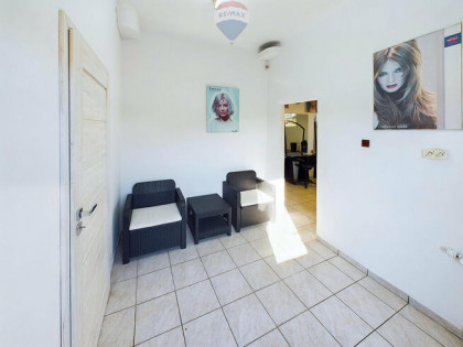 ???? Na sprzedaż lokal usługowo-handlowy, 70,6 m²