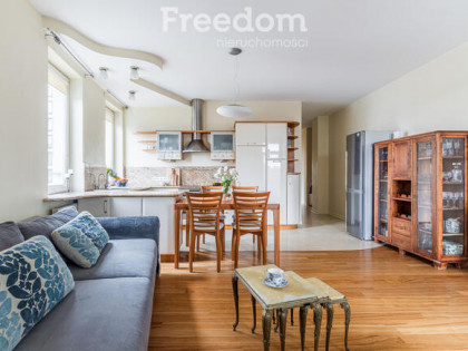 Apartament 3-pokojowy ul. Żelazna 59, Wola