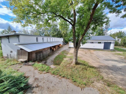 BUDYNEK PRODUKCYJNO-MAGAZYNOWY