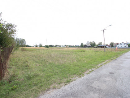 Działka 32ar budowlana w b. dobrej cenie Nowodwór