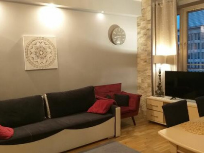 BEZP. Cena z czynszem, 2 pok. Marszałkowska, Metro Centrum !