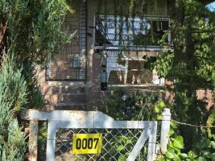 Działka ROD z murowaną altaną