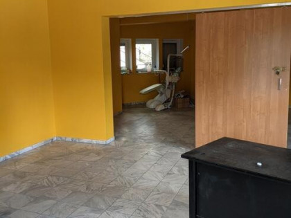 Do wynajęcia lokal handlowo - usługowy Słoneczne