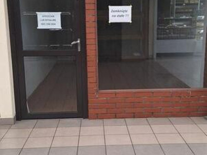 Lokale sprzedam, jeden z najemcą