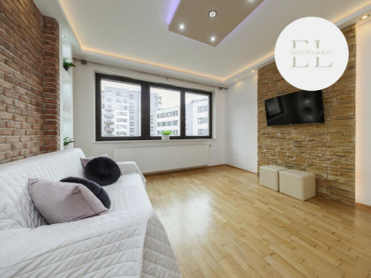 Mieszkanie Warszawa gm. Wola Wola, Symboliczna