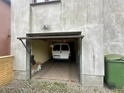 Syndyk sprzeda 3/8 udziału w nieruchomości zabudowanej