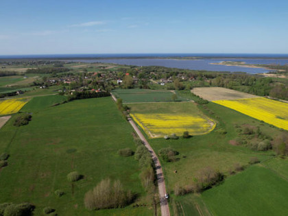 Działka bud. 2,90 ha nad morzem i jeziorem Łącko