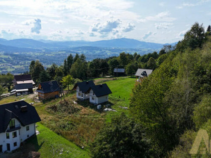 Działka pod wynajem turystyczny z 2 domkami!