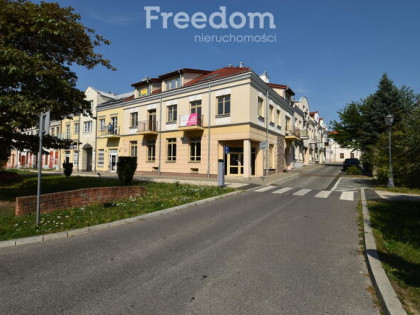 Rodzinne mieszkanie w sercu Radomia z Garażem