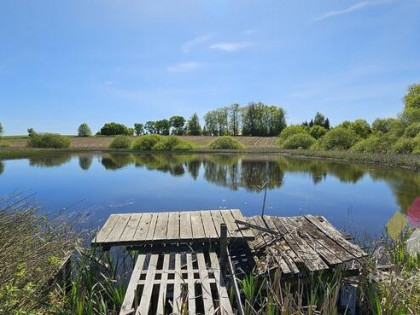 Atrakcyjna działka ze stawem, pod siedlisko