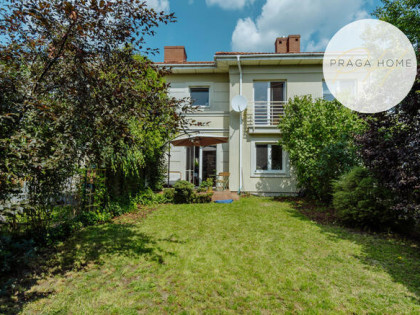 Dom Wólka Kosowska gm. Lesznowola, Wesoła