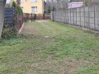 Sprzedam działkę budowlaną uzbrojoną