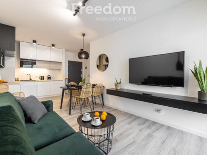 Apartament 30 m od morza, 2 pok z garażem