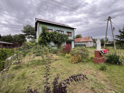 Na sprzedaż dom z dużą działką – Wojcieszków