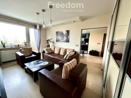 Jasne i przestronne mieszkanie z widokiem