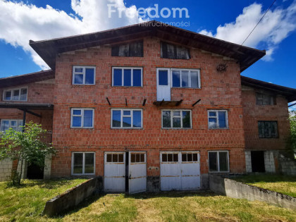 Dom w zabudowie bliźniaczej (600m2), Nisko-Moskale