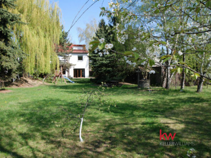 Dom Ślęza gm. Kobierzyce, Dębowa