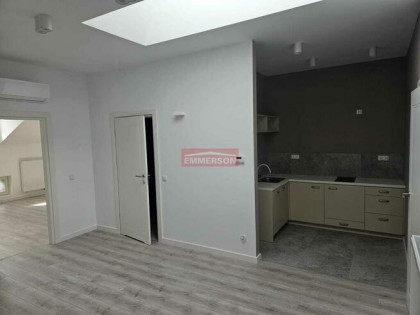 Lokal biurowy. Rejon Karmelickiej.