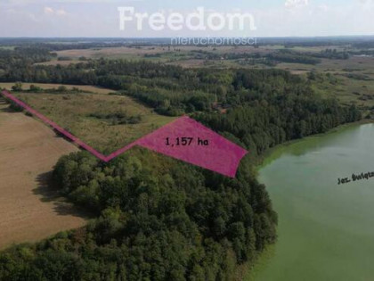 Urokliwa działka nad Jeziorem w Mokinach