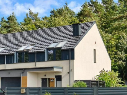 Nowoczesny bliźniak pod lasem 100m od jeziora