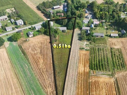 Urocza posiadłość w Ganach – dom, budynki gospodarcze 51 ar