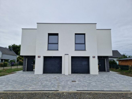 Dom Opole Chmielowice, Dereniowa