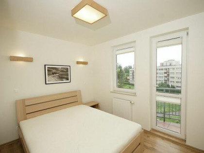 Do wynajęcia komfortowe 2-pokojowe mieszkanie Ch-ów -BEZPOŚR