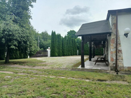 Sprzedam loka o pow. 360 m2 na działce 0,5 h