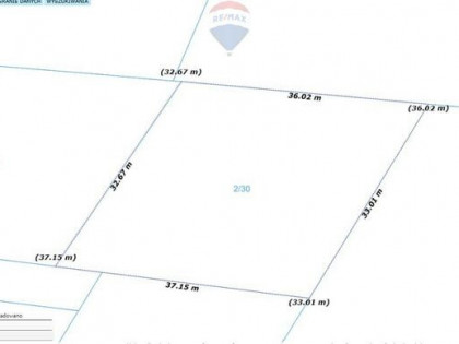 Działka w spokojnej okolicy