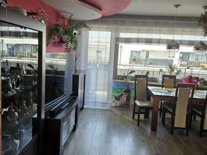 Sprzedamy mieszkanie trzypokojowe w Redzikowie