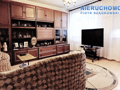 Oława 3 pokoje_II piętro_rozkładowe_parking_okolice McDonald's