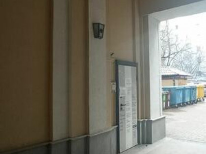 lokal użytkowy 9m2+3m2 antresola WARSZAWA JEROZOLIMSKIE 31