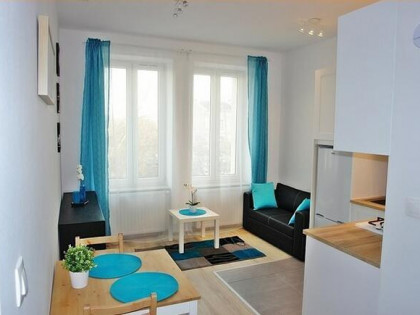 Słoneczne 2 pokoje przy st. metra- Strzelecka 44