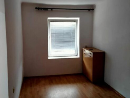 Kawalerka gotowa do zamieszkania. Świetna lokalizacja.