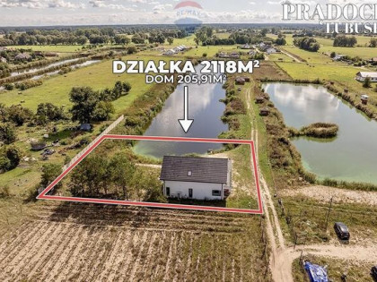 Nowoczesna willa z prywatną plażą