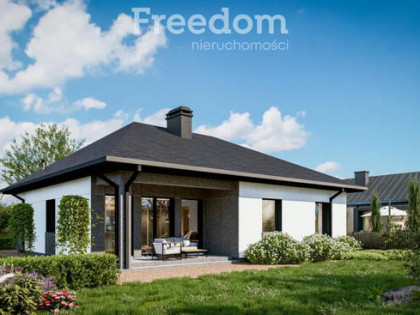 uroczy dom parterowy w otoczeniu przyrody