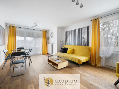 4 pokoje 2 balkony, hala garaż i komórka, Chwarzno