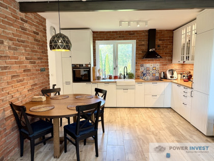 Dom wolnostojący na działce 18 ar