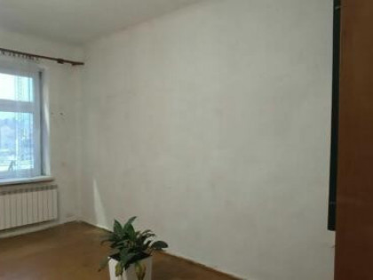 Sprzedam dom w centrum miasta Łazy