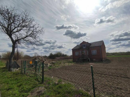 Dom z działką w miejscowości Zabełcze