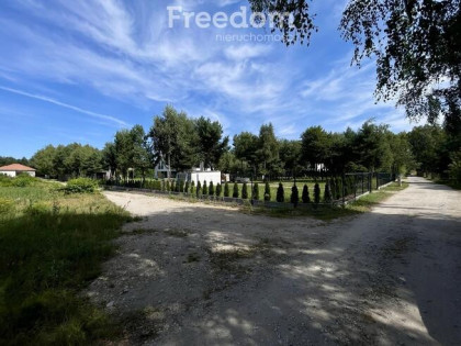 Działka z projektem i pozwoleniem na budowę