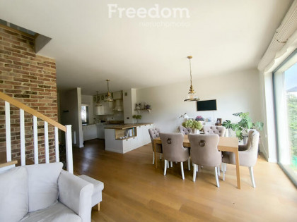 Nowoczesny segment 131 m² z ogródkiem Stara Wieś