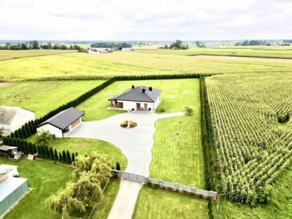 Nowoczesny Dom z dużą, zadbaną działką | Gmina Żuromin