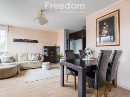 Dwupokojowe, jasne, z balkonem – Piaseczno 1 Maja