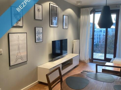 Sprzedam jasne i przestronne 3-pokojowe mieszkanie 57,37 m2 + miejsce postojowe i komórka lokatorska