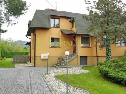 Bezczynszowa połowa domu 130m2 z ogrodem i parkingiem