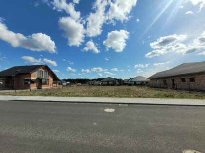 Sprzedam działkę budowlaną 12ar 1220m2 Łuszczanowice-Kolonia