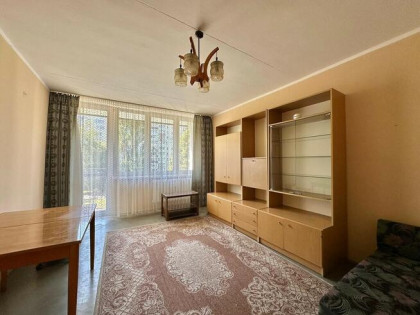 Przestronne i ustawne mieszkanie blisko metra