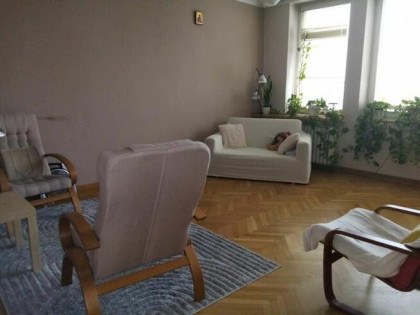 Hoża 29/31,2pok.54m+balkon, piwnica,prestiżowa lokalizacja